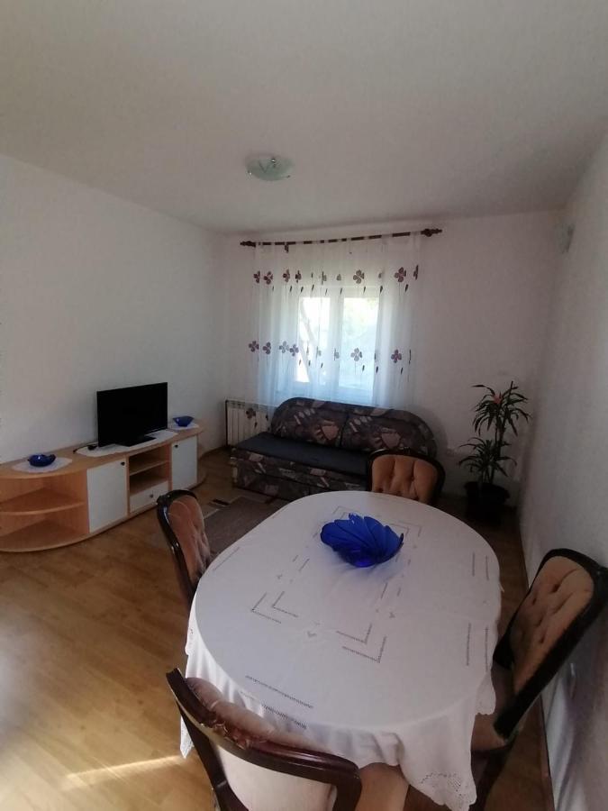 Apartman Juka Krasno Polje Luaran gambar