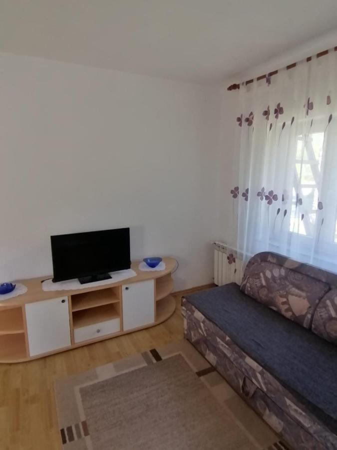 Apartman Juka Krasno Polje Luaran gambar