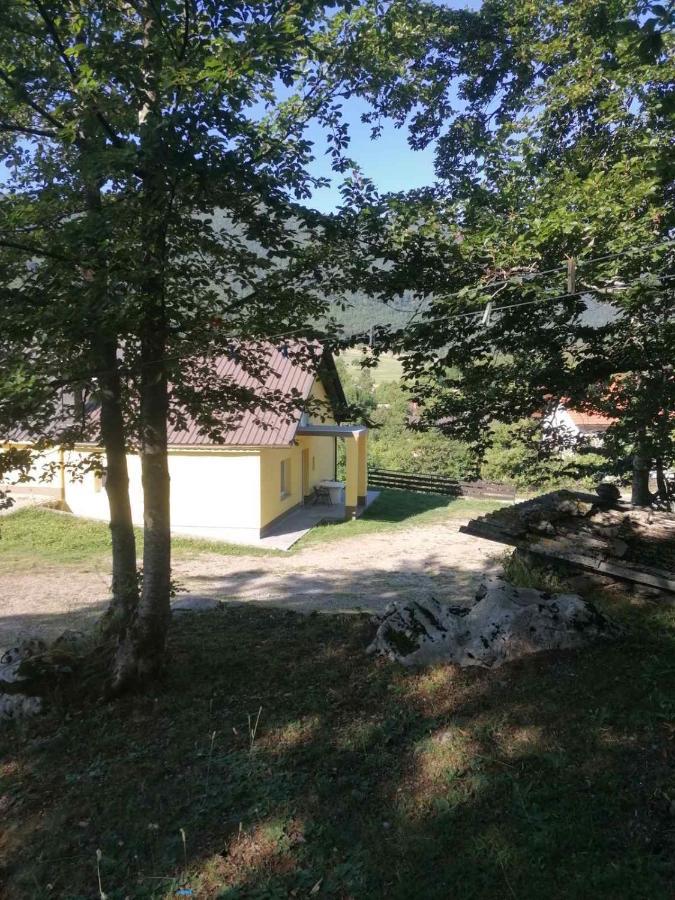 Apartman Juka Krasno Polje Luaran gambar